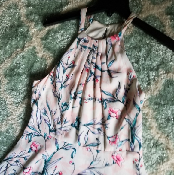 Express floral dress - Picture 2 of 6